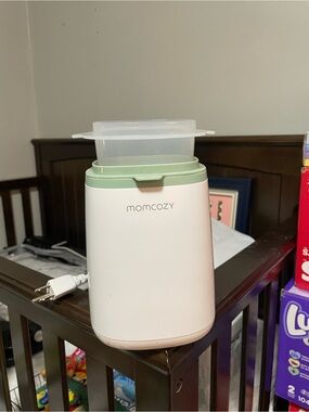 Momcozy Baby Bottle Warmer - White with Mint Accent